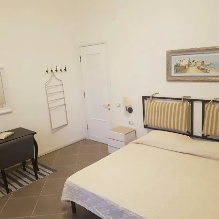 Bed & Breakfast Piazza Dante Nuoro (Sardinia)