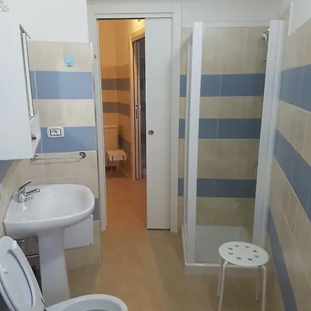 Bed & Breakfast Piazza Dante 3*