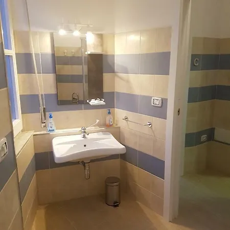 Piazza Dante Bed & Breakfast