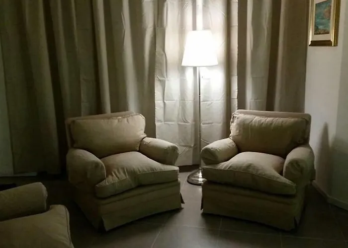 Bed & Breakfast Piazza Dante 3*