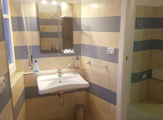 Piazza Dante 住宿加早餐酒店