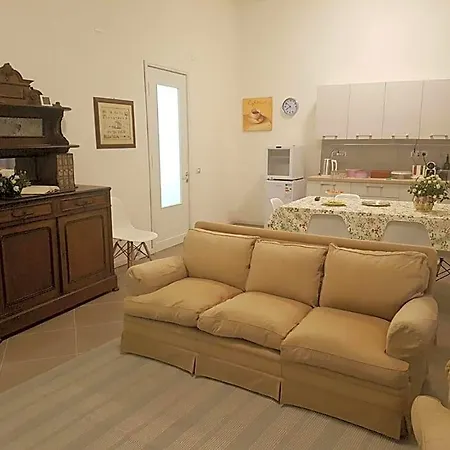 Bed & Breakfast Piazza Dante Nuoro (Sardinia)