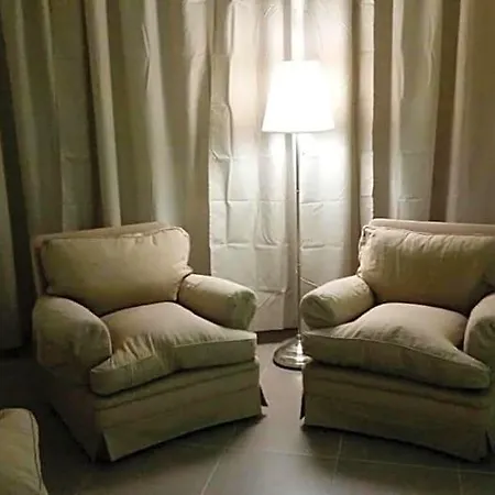 Piazza Dante Bed & Breakfast