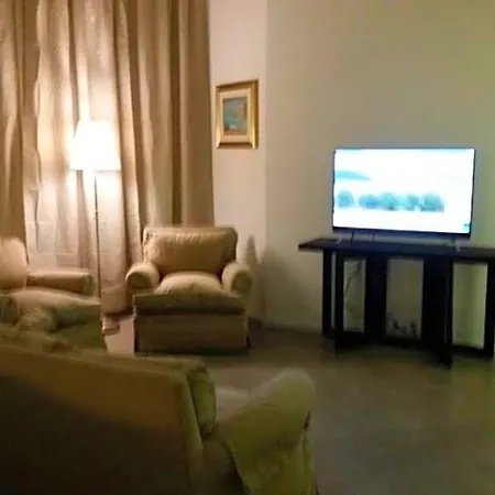 Bed & Breakfast Piazza Dante Nuoro (Sardinia)