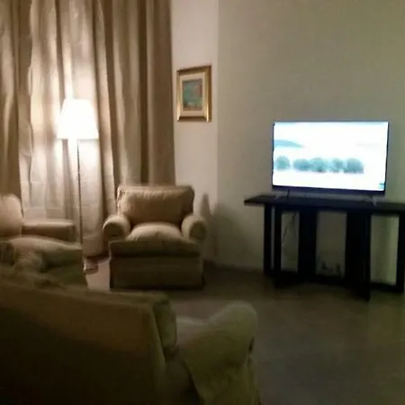 Nocleg ze śniadaniem Piazza Dante 3*