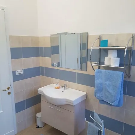 Piazza Dante 3* Nuoro (Sardinia)